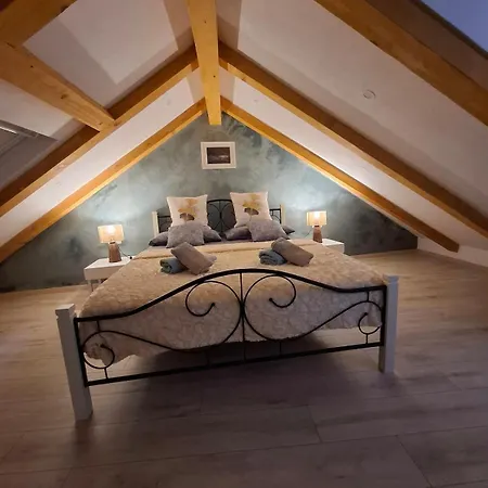 Charming Heaven New One On The Appartement