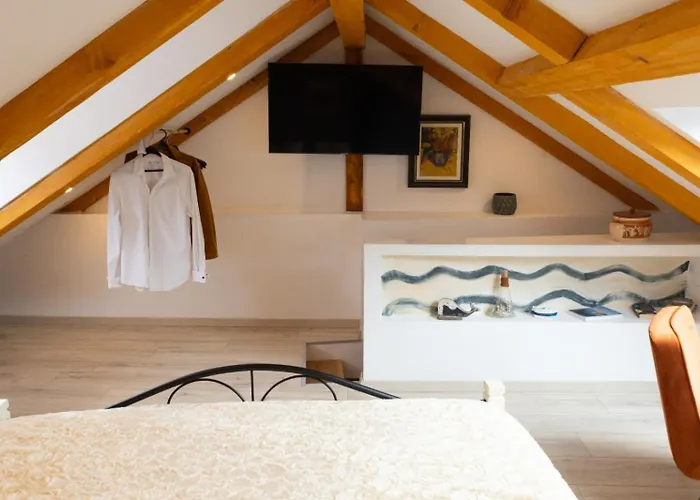 Charming Heaven On The - Newly Opened Апартаменты